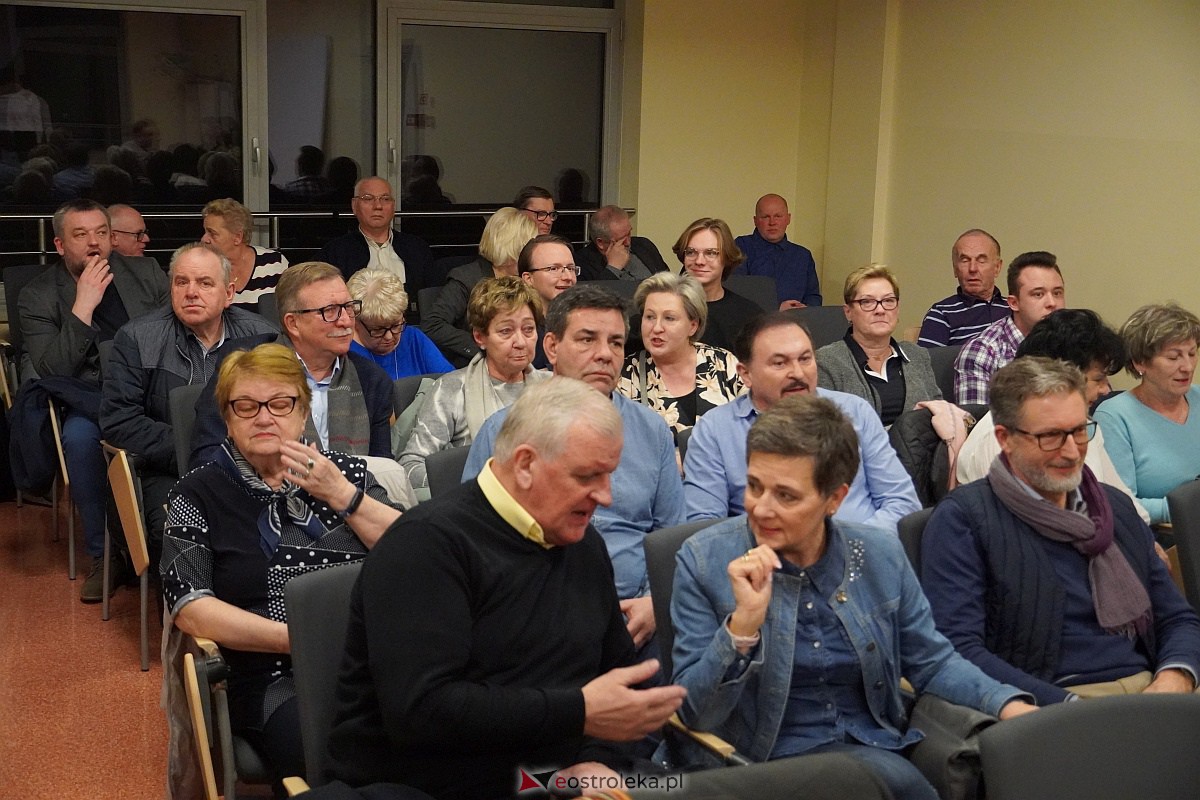 #3konkrety - spotkanie posłankami KO Kamilą Gasiuk-Pihowicz, Marzeną Okła-Drewnowicz i Izabelą Leszczyna [2.03.2023] - zdjęcie #38 - eOstroleka.pl