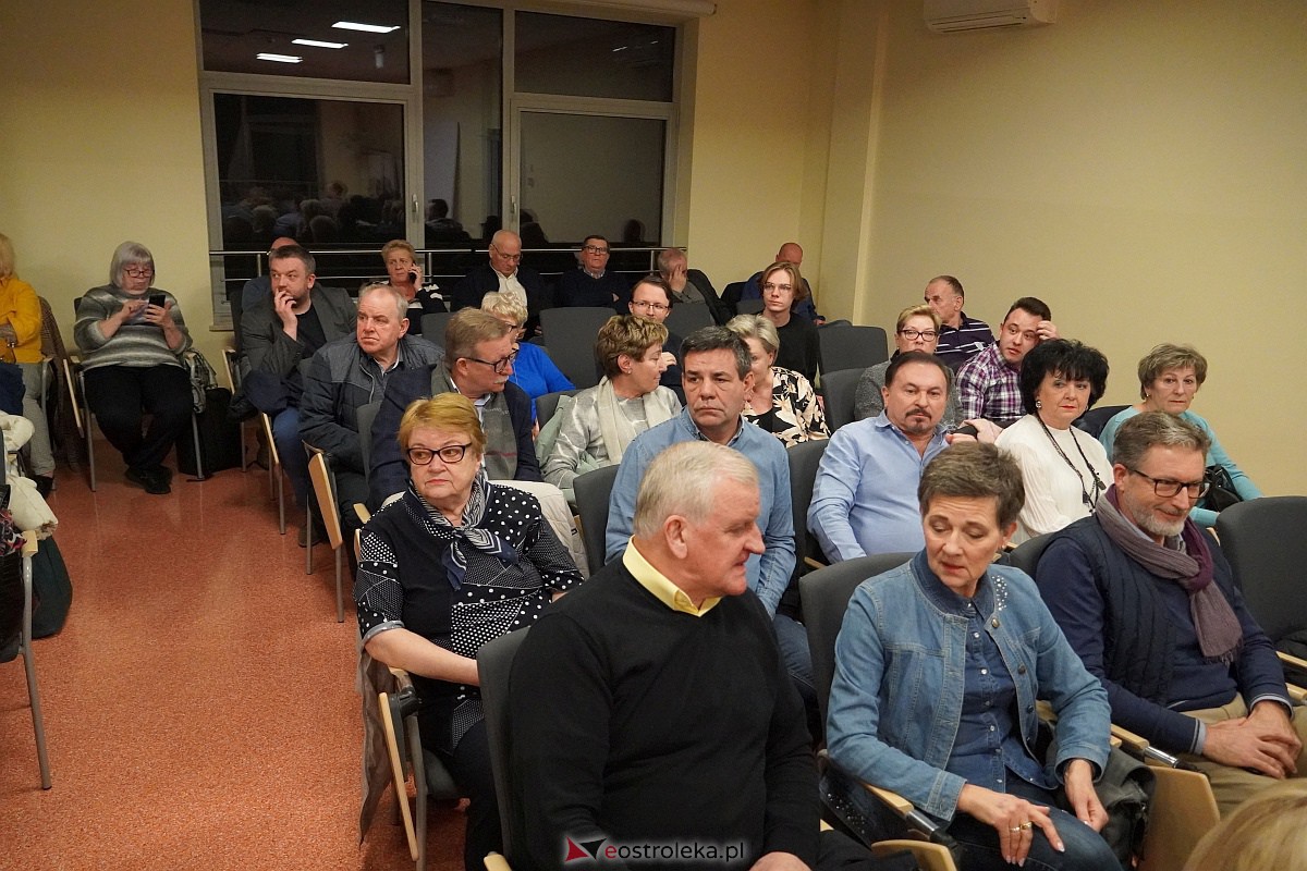 #3konkrety - spotkanie posłankami KO Kamilą Gasiuk-Pihowicz, Marzeną Okła-Drewnowicz i Izabelą Leszczyna [2.03.2023] - zdjęcie #33 - eOstroleka.pl