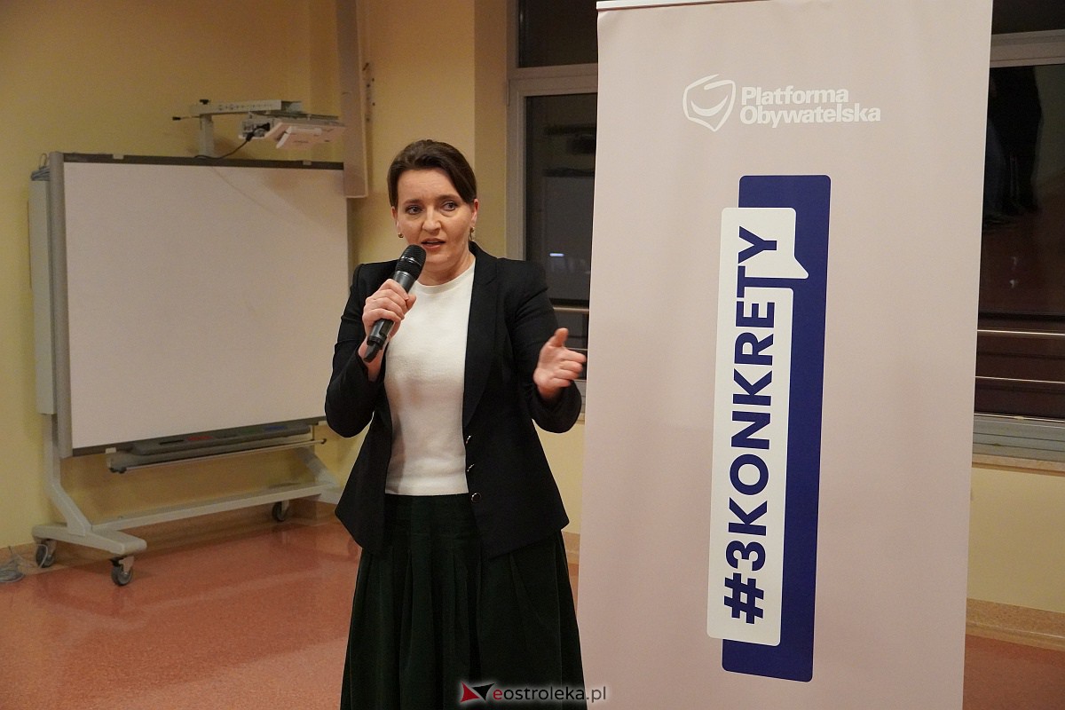 #3konkrety - spotkanie posłankami KO Kamilą Gasiuk-Pihowicz, Marzeną Okła-Drewnowicz i Izabelą Leszczyna [2.03.2023] - zdjęcie #22 - eOstroleka.pl