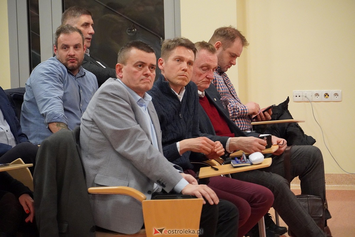 #3konkrety - spotkanie posłankami KO Kamilą Gasiuk-Pihowicz, Marzeną Okła-Drewnowicz i Izabelą Leszczyna [2.03.2023] - zdjęcie #13 - eOstroleka.pl