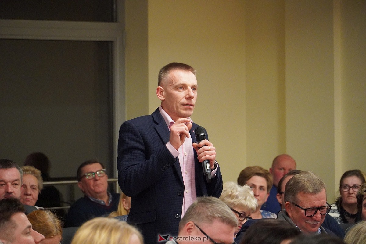 #3konkrety - spotkanie posłankami KO Kamilą Gasiuk-Pihowicz, Marzeną Okła-Drewnowicz i Izabelą Leszczyna [2.03.2023] - zdjęcie #8 - eOstroleka.pl