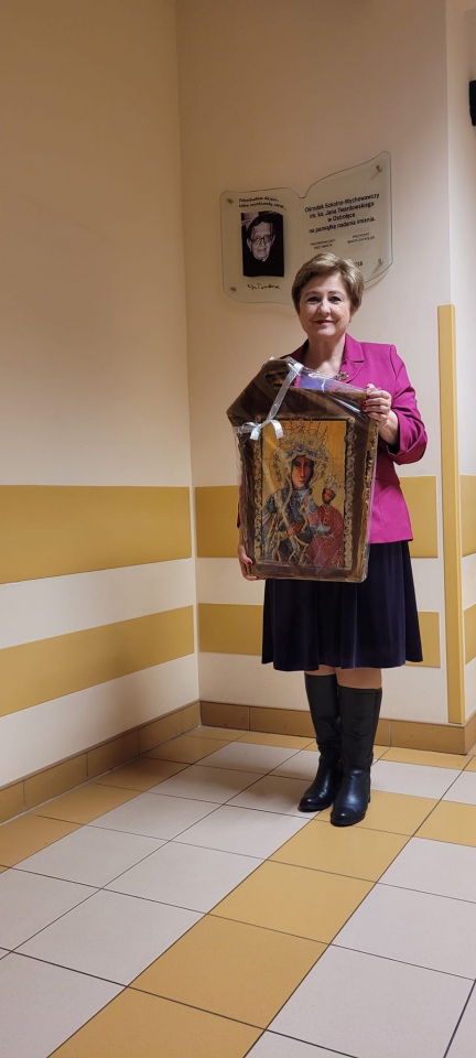 Kolejne spotkanie w SOSW z cyklu Poznajmy twórczość ks. Jana Twardowskiego - zdjęcie #10 - eOstroleka.pl