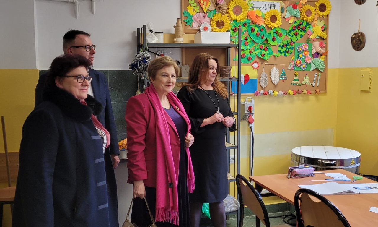 Kolejne spotkanie w SOSW z cyklu Poznajmy twórczość ks. Jana Twardowskiego - zdjęcie #3 - eOstroleka.pl