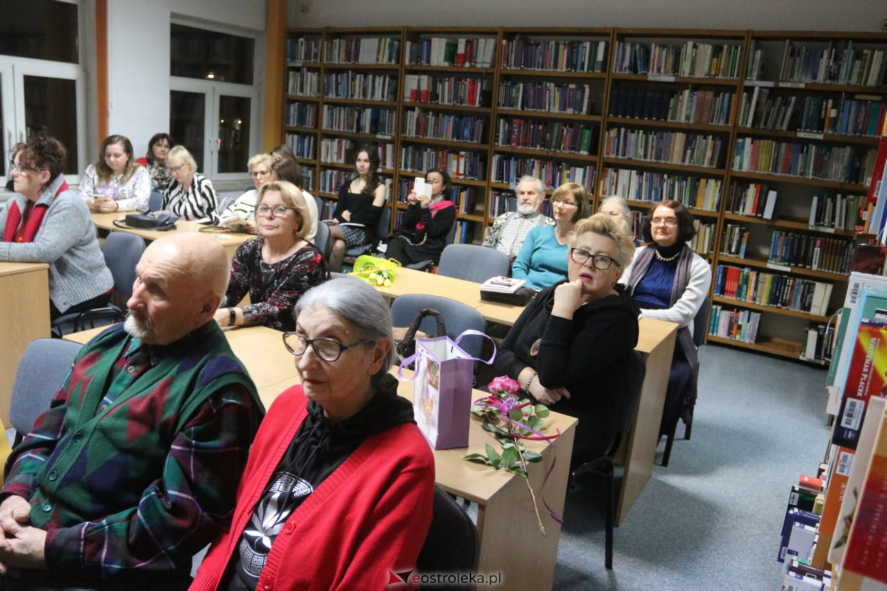 Spotkanie z autorami Ostrołęckiego Rocznika Literackiego [03.03.2023] - zdjęcie #5 - eOstroleka.pl