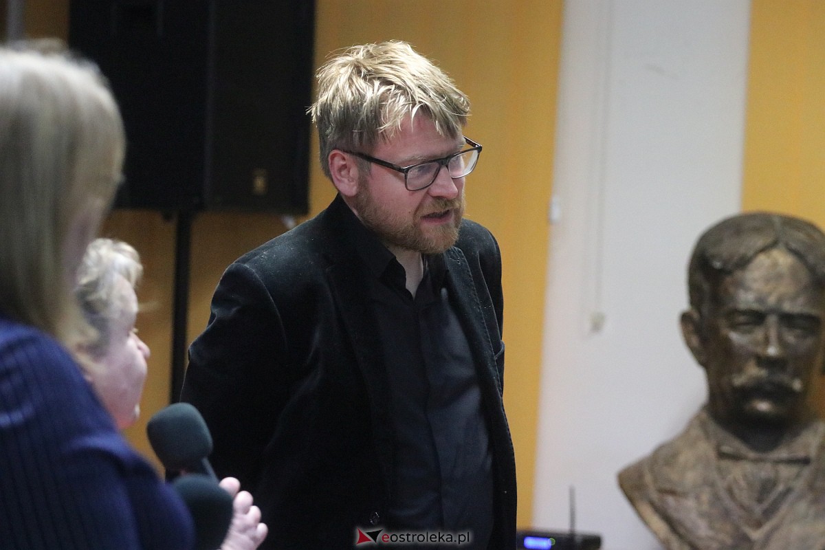 Spotkanie z autorami Ostrołęckiego Rocznika Literackiego [03.03.2023] - zdjęcie #3 - eOstroleka.pl