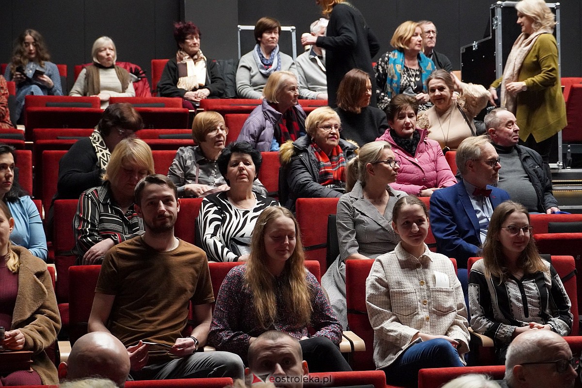 Koncert Panny Wyklęte w Muzeum Żołnierzy Wyklętych w Ostrołęce [04.03.2023] - zdjęcie #42 - eOstroleka.pl