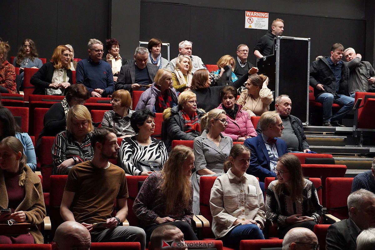 Koncert Panny Wyklęte w Muzeum Żołnierzy Wyklętych w Ostrołęce [04.03.2023] - zdjęcie #40 - eOstroleka.pl