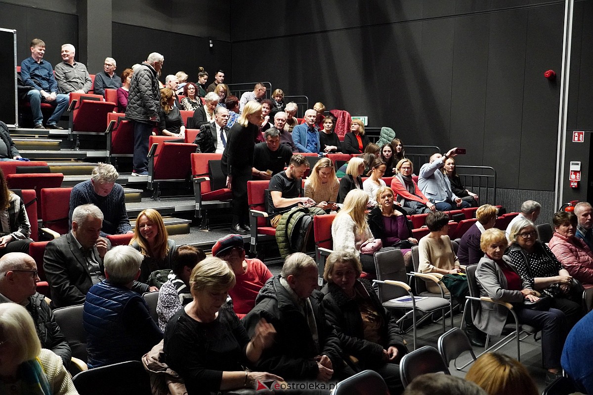 Koncert Panny Wyklęte w Muzeum Żołnierzy Wyklętych w Ostrołęce [04.03.2023] - zdjęcie #34 - eOstroleka.pl