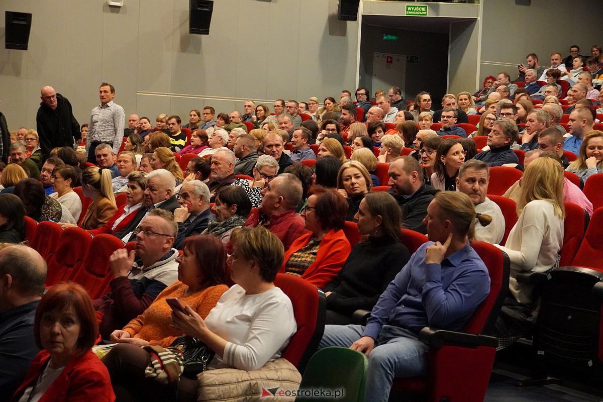 Kabaret Moralnego Niepokoju w Ostrołęckim Centrum Kultury [6.03.2023] - zdjęcie #22 - eOstroleka.pl