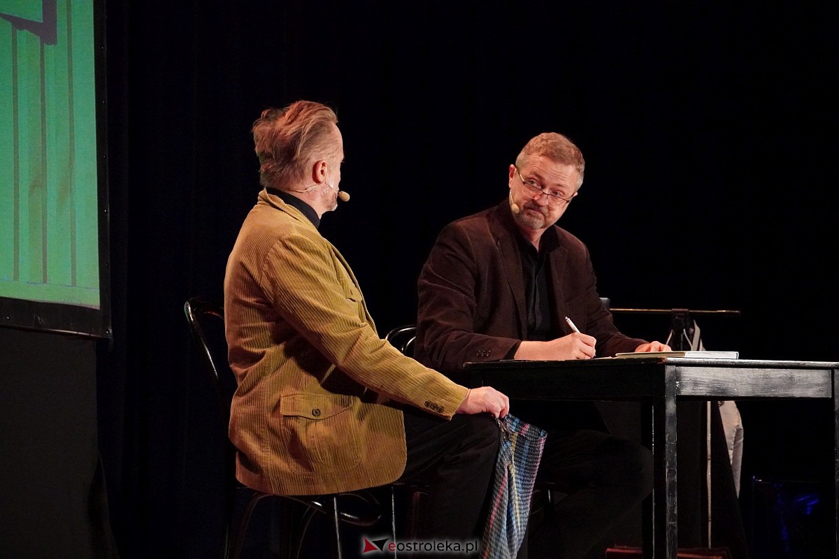 Kabaret Moralnego Niepokoju w Ostrołęckim Centrum Kultury [6.03.2023] - zdjęcie #1 - eOstroleka.pl