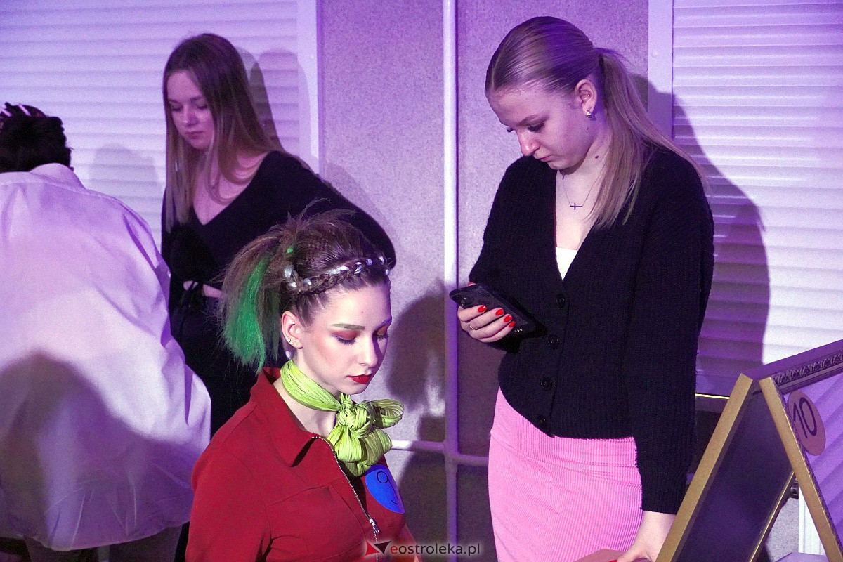Festiwal Fryzjerstwa Artystycznego w Zespole Szkół Zawodowych nr 2 [7.03.2023] - zdjęcie #83 - eOstroleka.pl