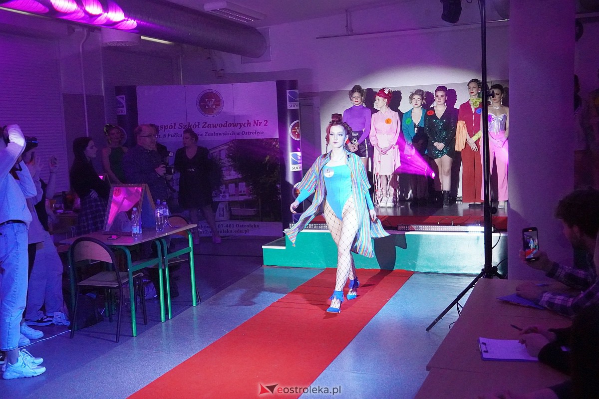 Festiwal Fryzjerstwa Artystycznego w Zespole Szkół Zawodowych nr 2 [7.03.2023] - zdjęcie #74 - eOstroleka.pl