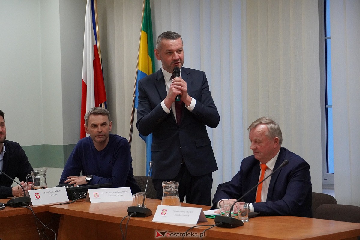 Obrady komisji ws. spalarni odpadów w Ostrołęce [07.03.2023] - zdjęcie #3 - eOstroleka.pl