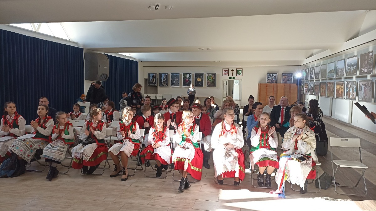 „Moziem o Kurpsiach po kursiosku” - Konkurs Gadki Kurpiowskiej - zdjęcie #66 - eOstroleka.pl
