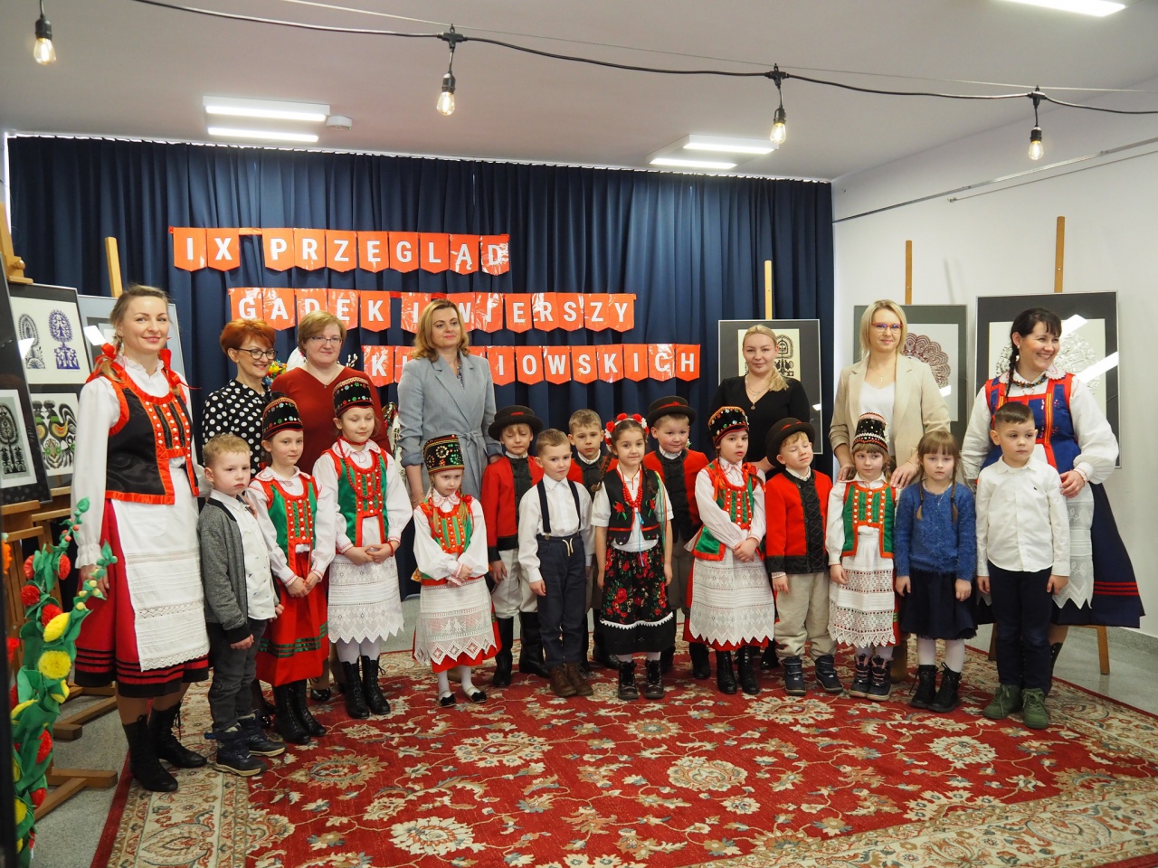 Międzyprzedszkolny Przegląd Gadek, Inscenizacji i Wierszy Kurpiowskich w Olszewie-Borkach - zdjęcie #7 - eOstroleka.pl