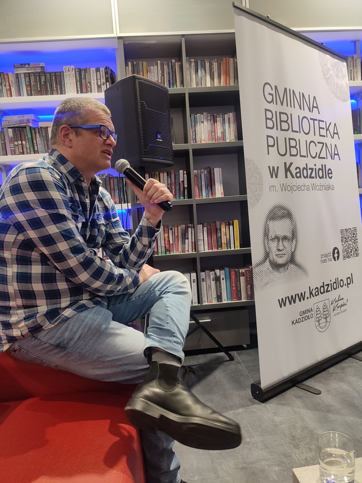 Marcin Meller z wizytą w Kadzidle [14.03.2023] - zdjęcie #7 - eOstroleka.pl