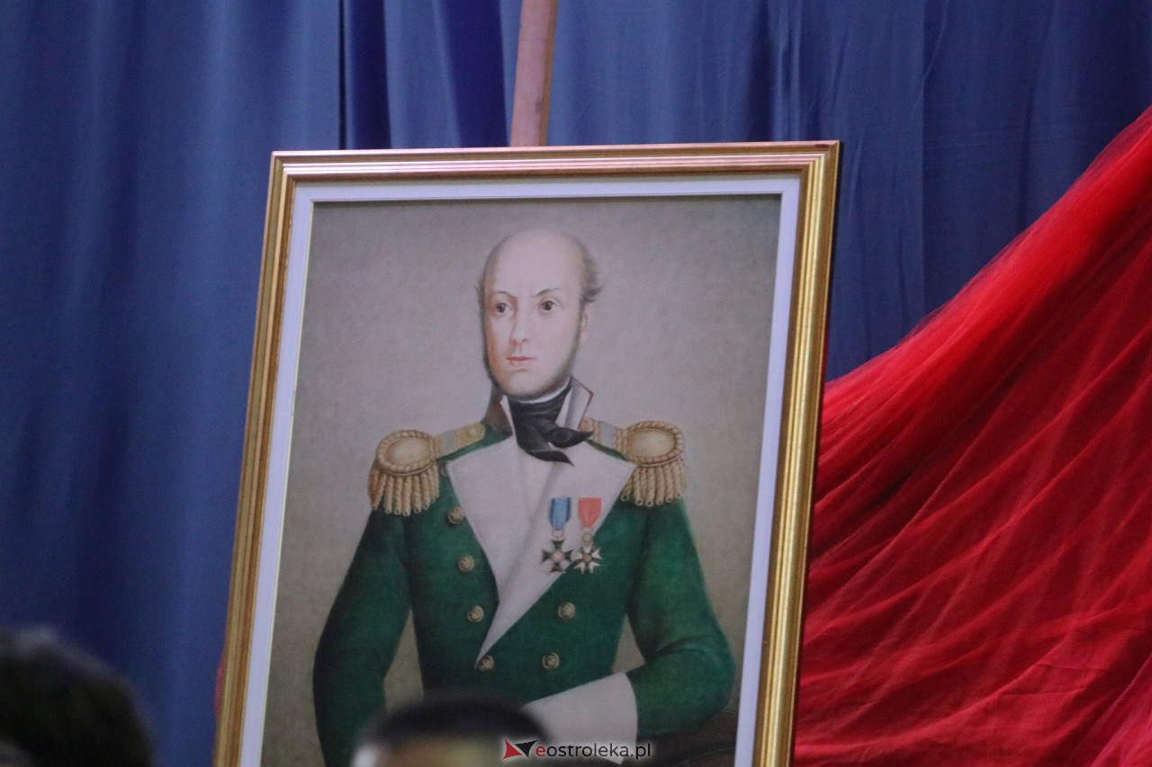 Święto Patrona w I LO w Ostrołęce [15.03.2023] - zdjęcie #15 - eOstroleka.pl