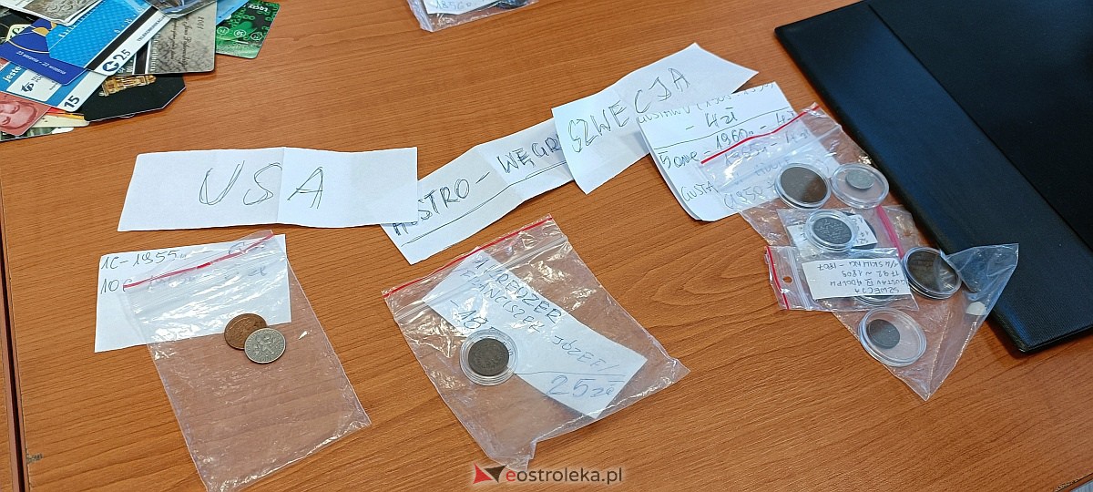 Giełda kolekcjonerska w Klubie Lokator [19.03.2023] - zdjęcie #27 - eOstroleka.pl