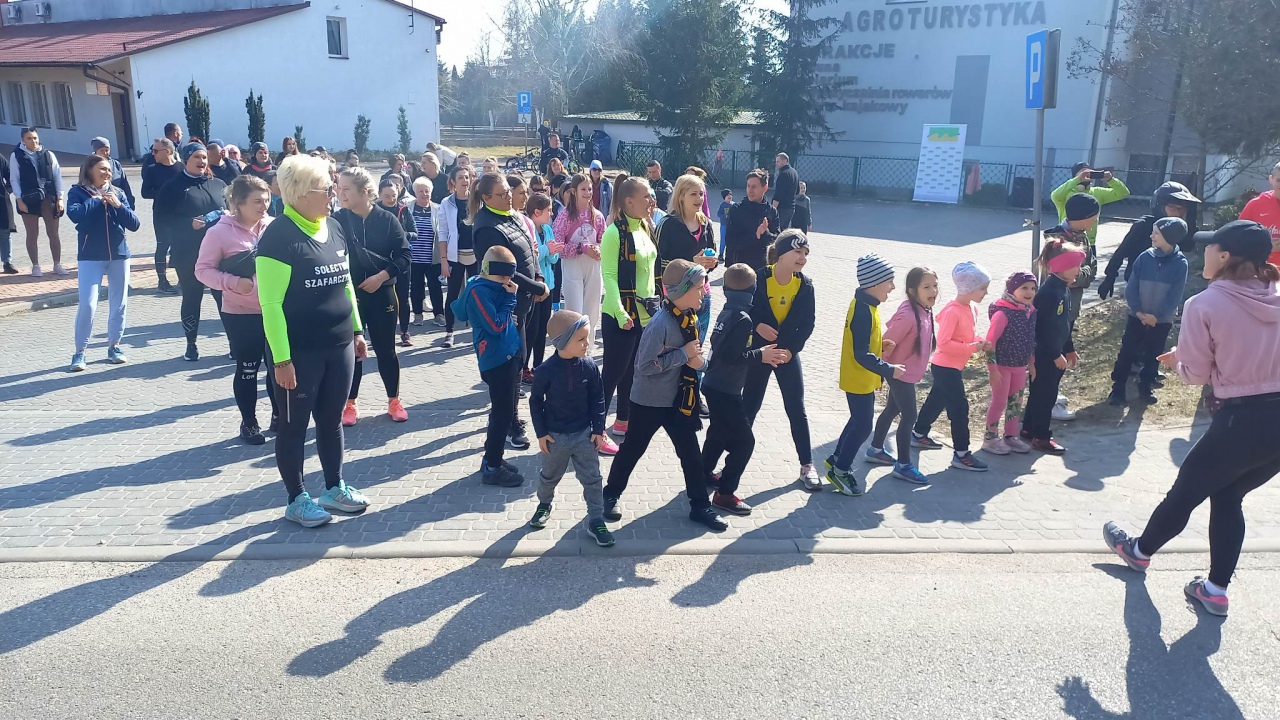 Bieg Kobiet na Dzień Kobiet w Lelisie [19.03.2023] - zdjęcie #7 - eOstroleka.pl
