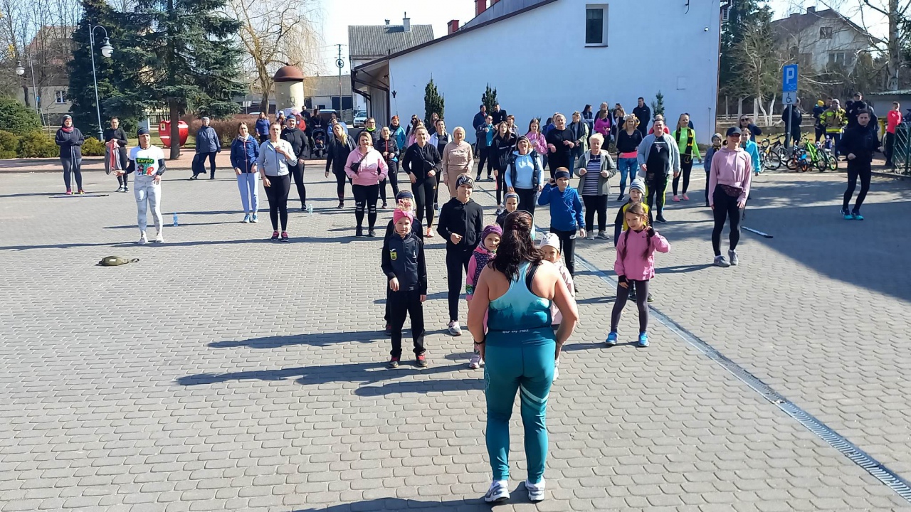Bieg Kobiet na Dzień Kobiet w Lelisie [19.03.2023] - zdjęcie #3 - eOstroleka.pl