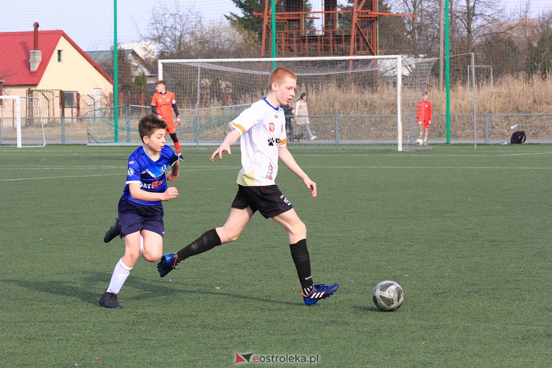 I liga okręgowa C1: Akademia Piłkarska MZKS Narew Ostrołęka II – FDP Ostrów Mazowiecka [19.03.2023] - zdjęcie #19 - eOstroleka.pl