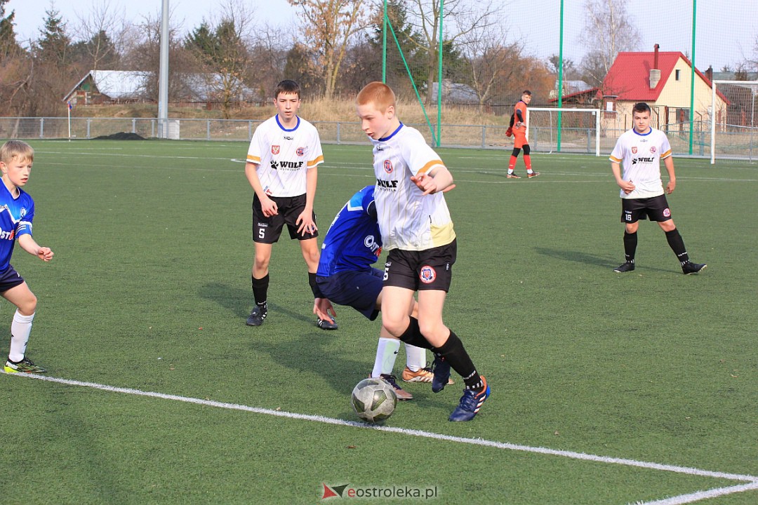 I liga okręgowa C1: Akademia Piłkarska MZKS Narew Ostrołęka II – FDP Ostrów Mazowiecka [19.03.2023] - zdjęcie #16 - eOstroleka.pl