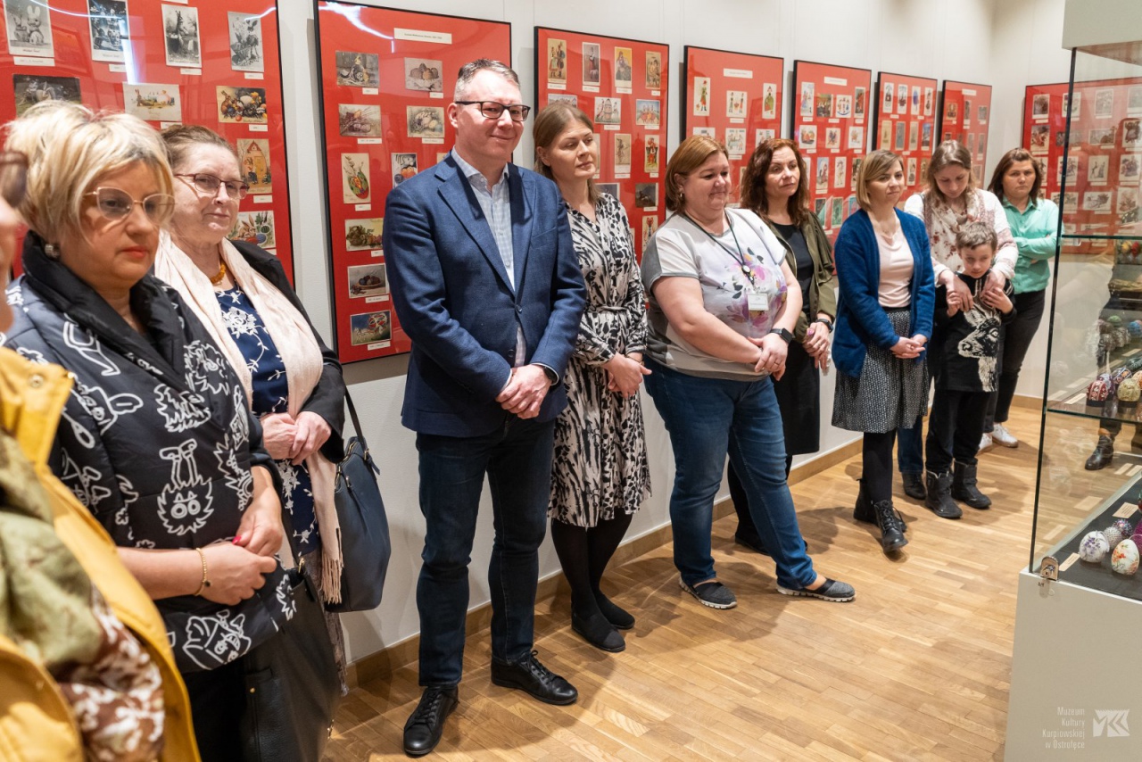 Wielkanoc w sztuce ludowej - wernisaż wystawy w Muzeum Kultury Kurpiowskiej [20.03.2023] - zdjęcie #13 - eOstroleka.pl