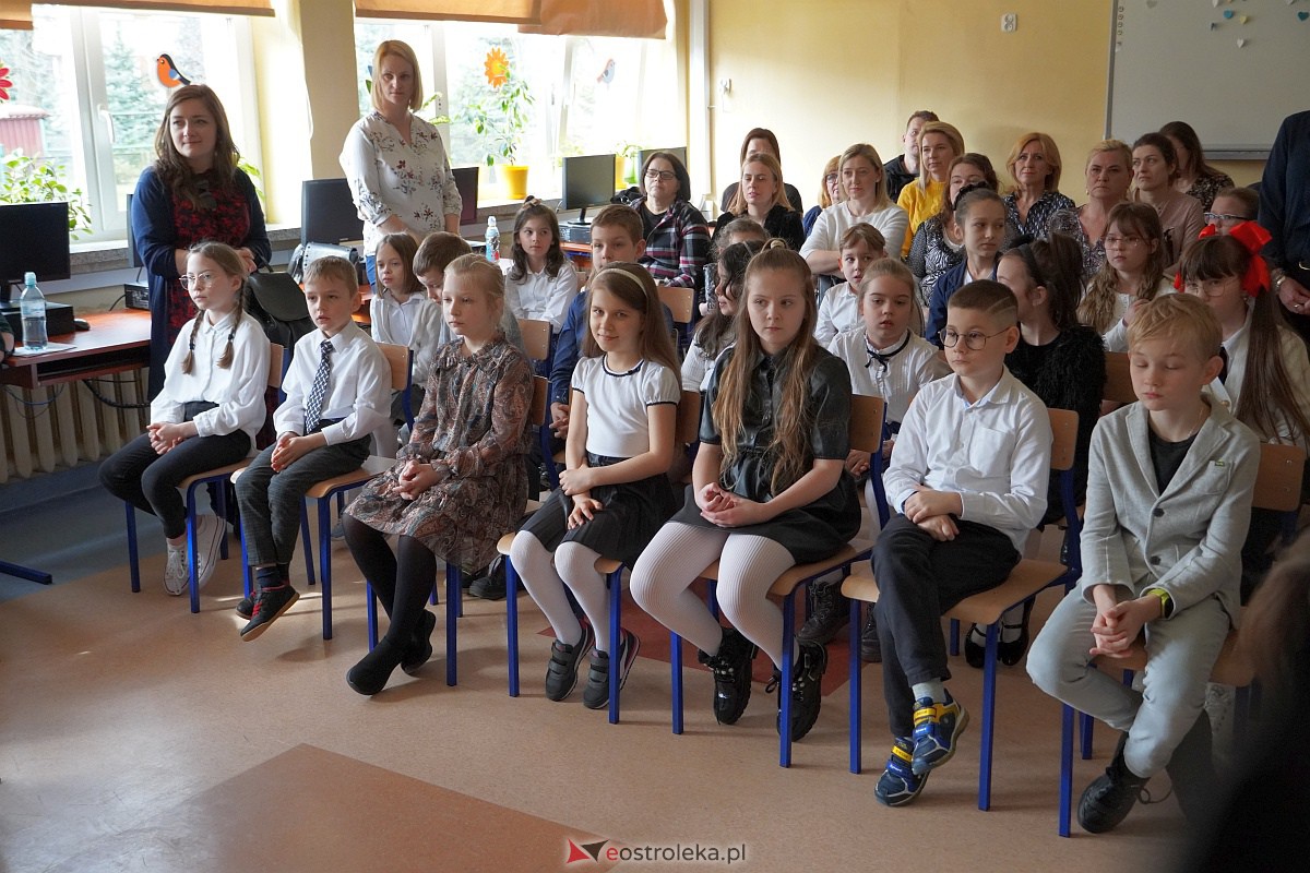 Międzyszkolny Konkurs Recytatorski Promyk Poezji [23.03.2023] - zdjęcie #31 - eOstroleka.pl