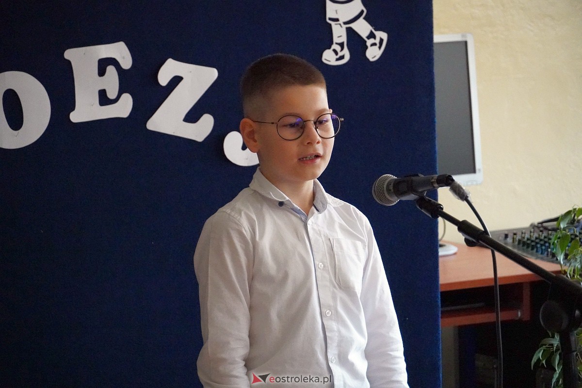 Międzyszkolny Konkurs Recytatorski Promyk Poezji [23.03.2023] - zdjęcie #14 - eOstroleka.pl