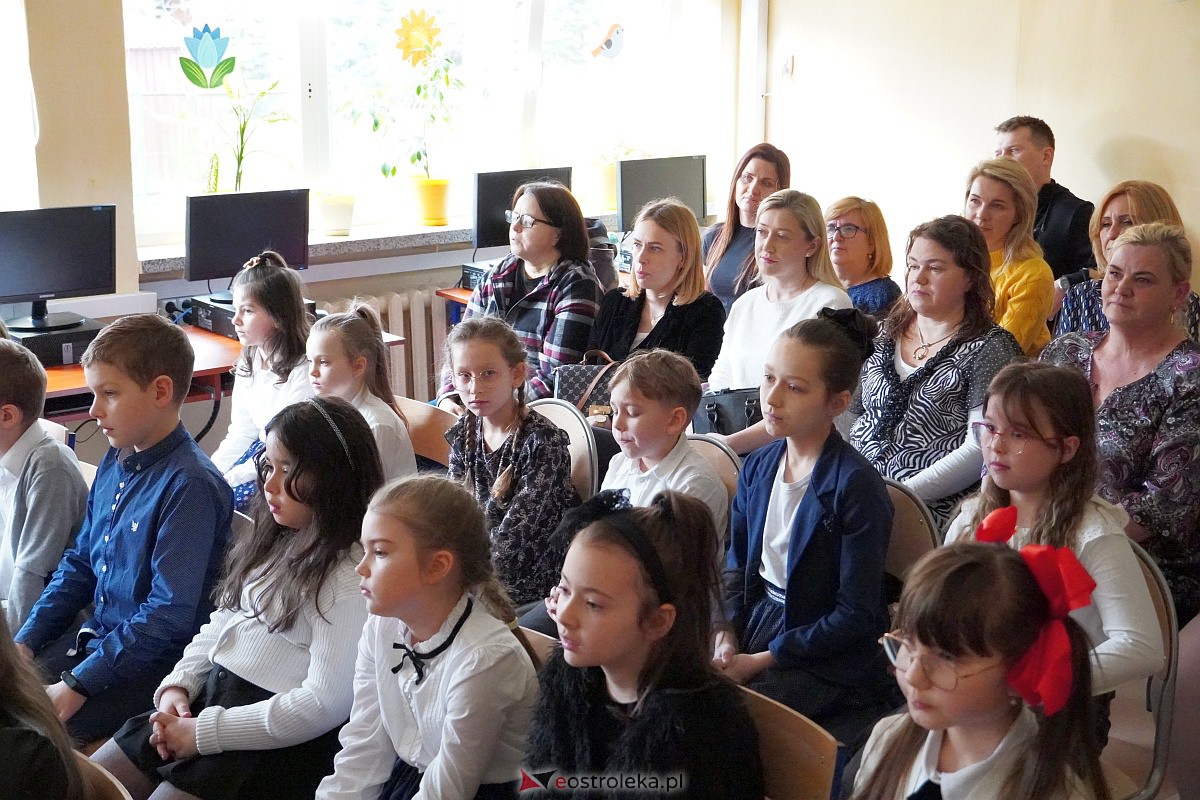 Międzyszkolny Konkurs Recytatorski Promyk Poezji [23.03.2023] - zdjęcie #10 - eOstroleka.pl