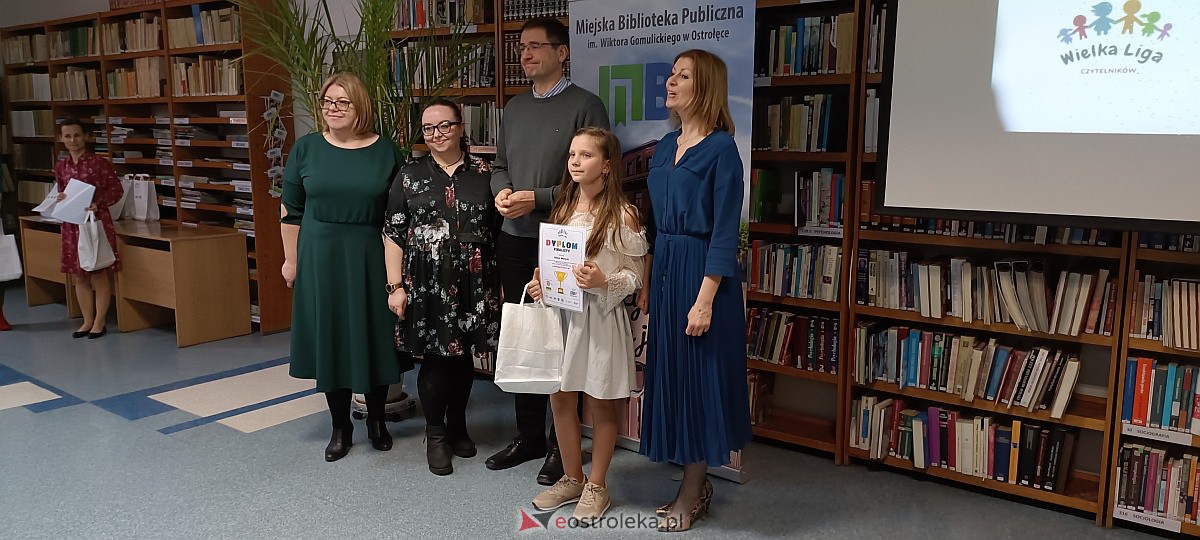 Powiatowa Liga Czytelników Podsumowana. Liderom nagrody wręczał m.in. Paweł Beręsewicz [23.03.3023] - zdjęcie #31 - eOstroleka.pl