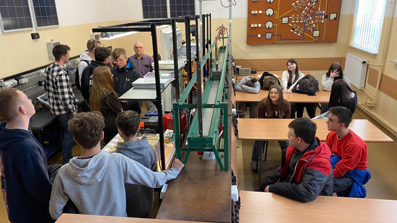 Dni Zawodowca w ZSZ nr 1 [24.03.2023] - zdjęcie #23 - eOstroleka.pl