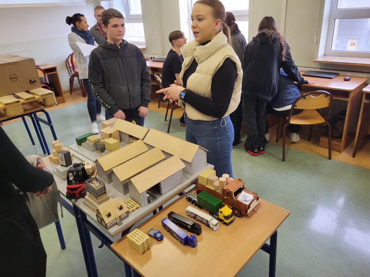 Dni Zawodowca w ZSZ nr 1 [24.03.2023] - zdjęcie #17 - eOstroleka.pl