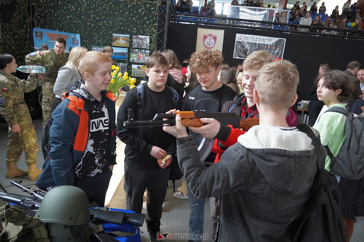 Forum Edukacyjne w Ostrołęce [24.03.2023] - zdjęcie #34 - eOstroleka.pl