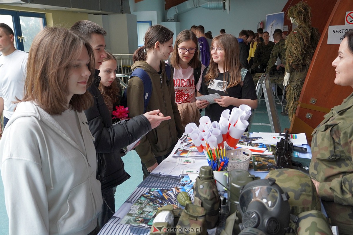Forum Edukacyjne w Ostrołęce [24.03.2023] - zdjęcie #1 - eOstroleka.pl