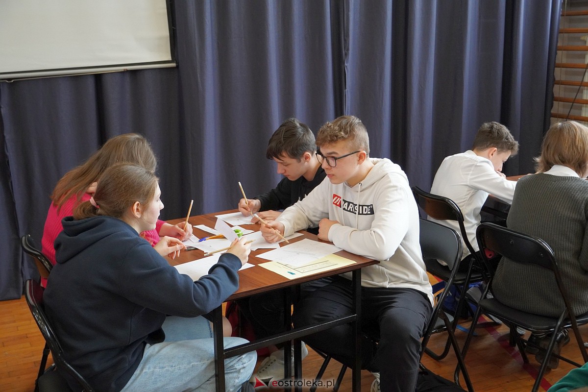 Finał Turnieju Matematycznego dla szkół podstawowych POCISK [24.03.2023] - zdjęcie #4 - eOstroleka.pl