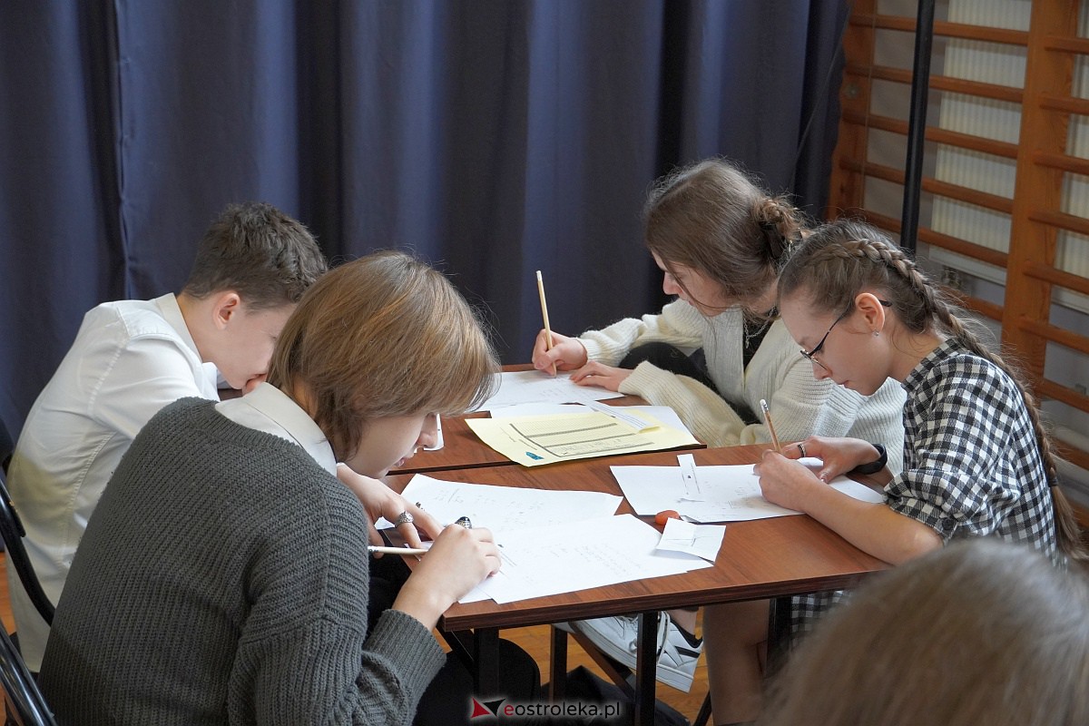 Finał Turnieju Matematycznego dla szkół podstawowych POCISK [24.03.2023] - zdjęcie #5 - eOstroleka.pl