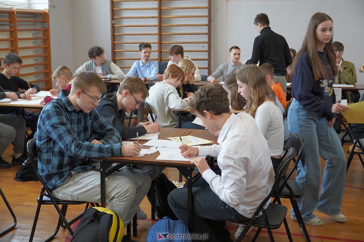 Finał Turnieju Matematycznego dla szkół podstawowych POCISK [24.03.2023] - zdjęcie #23 - eOstroleka.pl