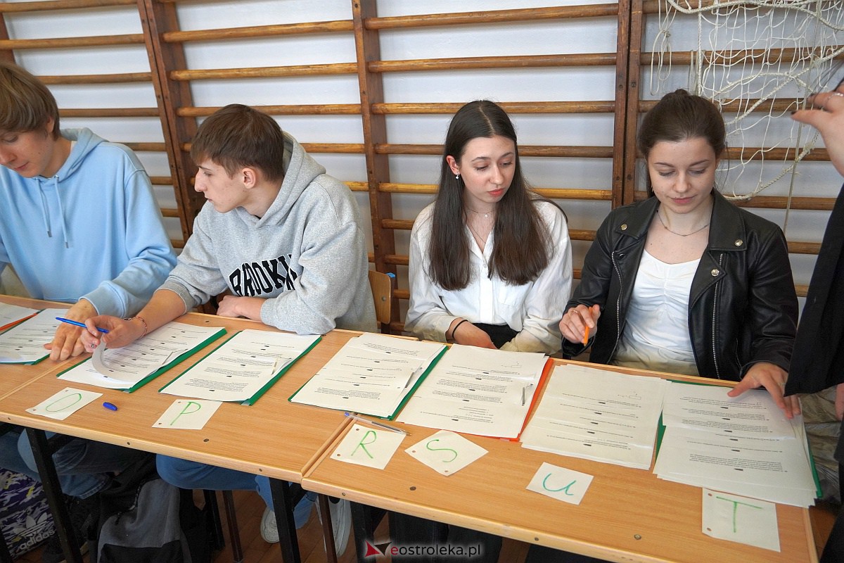 Finał Turnieju Matematycznego dla szkół podstawowych POCISK [24.03.2023] - zdjęcie #28 - eOstroleka.pl