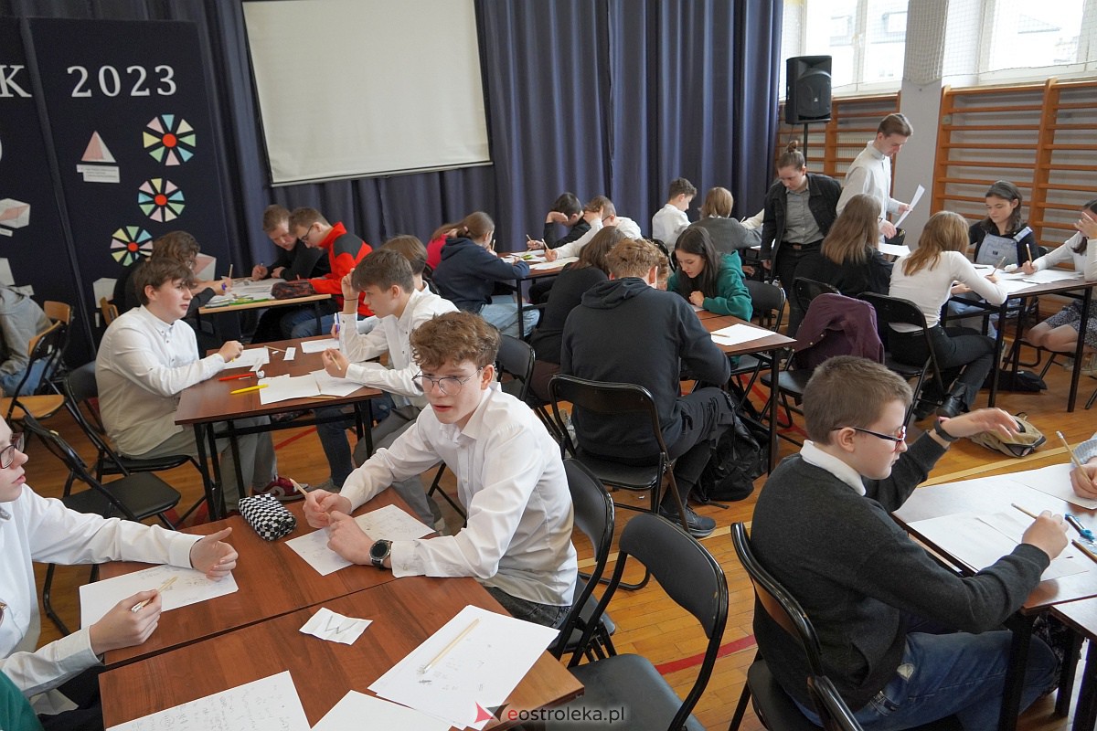 Finał Turnieju Matematycznego dla szkół podstawowych POCISK [24.03.2023] - zdjęcie #32 - eOstroleka.pl