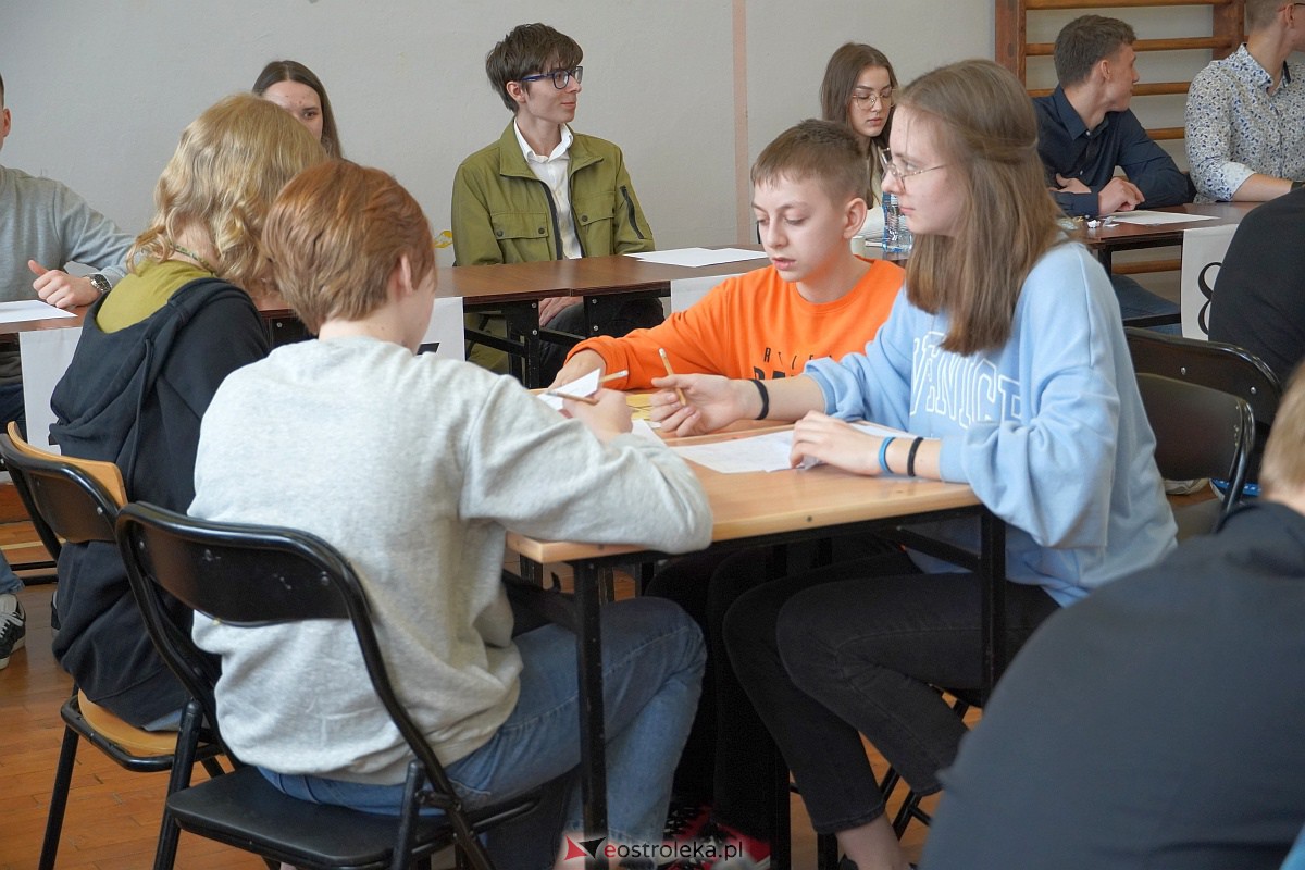 Finał Turnieju Matematycznego dla szkół podstawowych POCISK [24.03.2023] - zdjęcie #38 - eOstroleka.pl