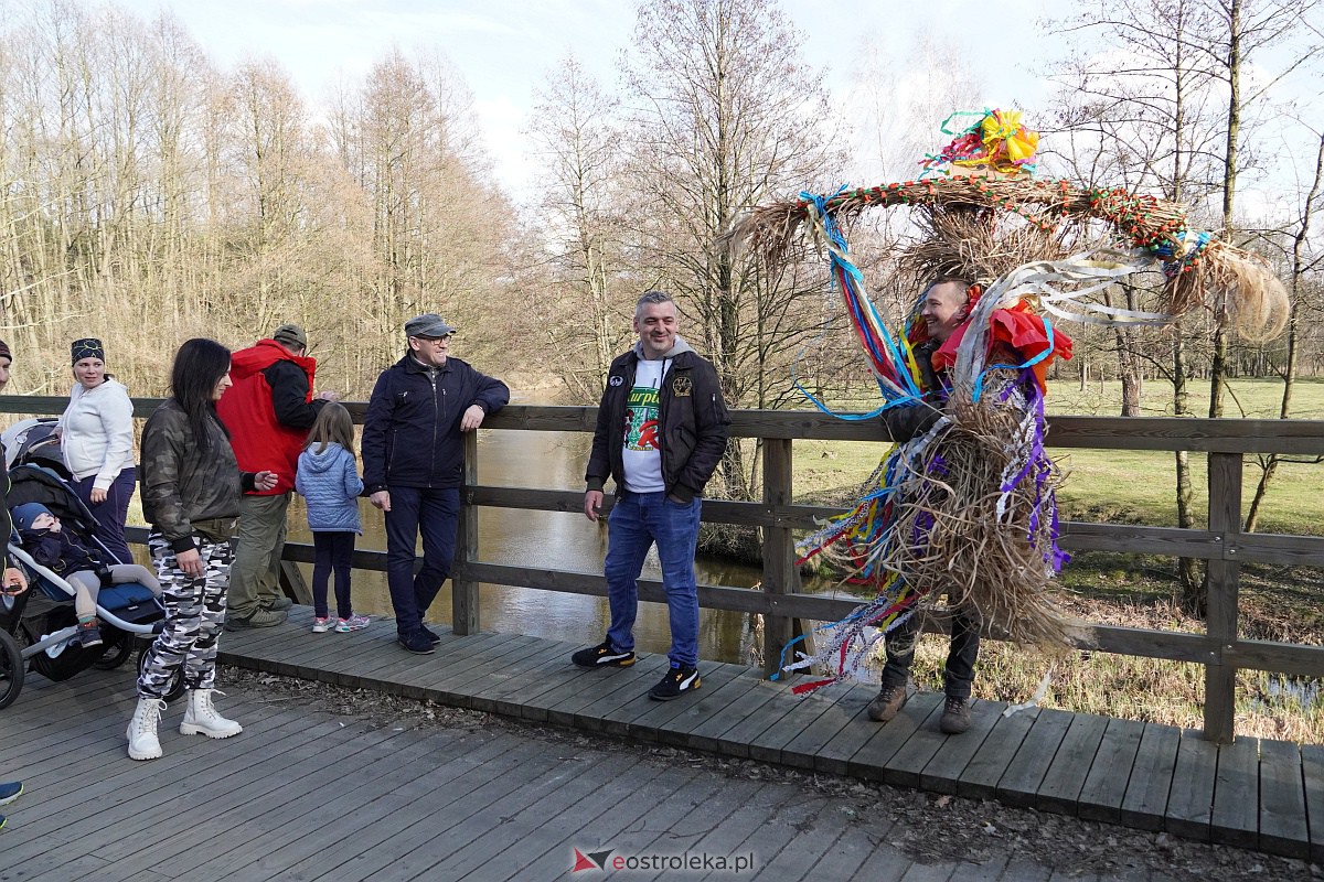 Powitanie wiosny w gminie Lelis. W Szkwie utopili Marzannę [25.03.2023] - zdjęcie #17 - eOstroleka.pl