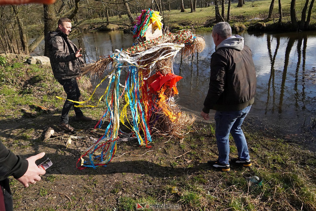 Powitanie wiosny w gminie Lelis. W Szkwie utopili Marzannę [25.03.2023] - zdjęcie #49 - eOstroleka.pl