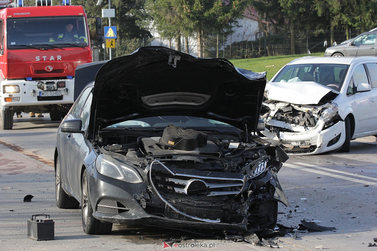 Wypadek w Goworówku [28.03.2023] - zdjęcie #18 - eOstroleka.pl