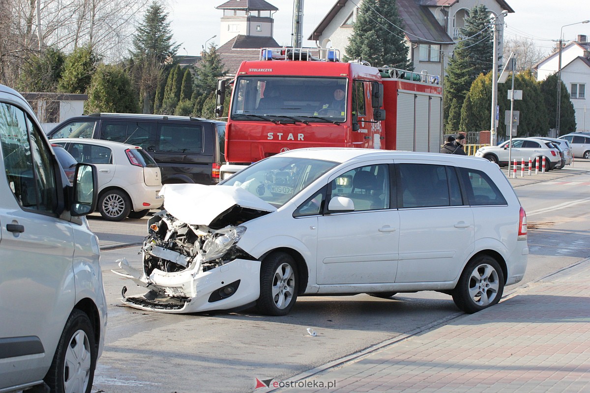Wypadek w Goworówku [28.03.2023] - zdjęcie #24 - eOstroleka.pl