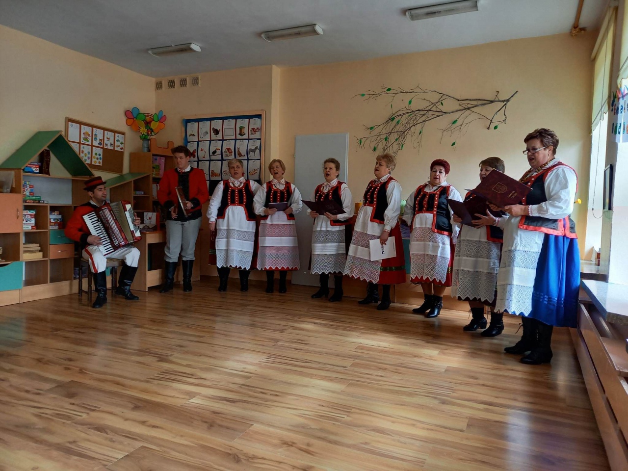 Tydzień Kultury Kurpiowskiej w Krainie Misiów - zdjęcie #13 - eOstroleka.pl