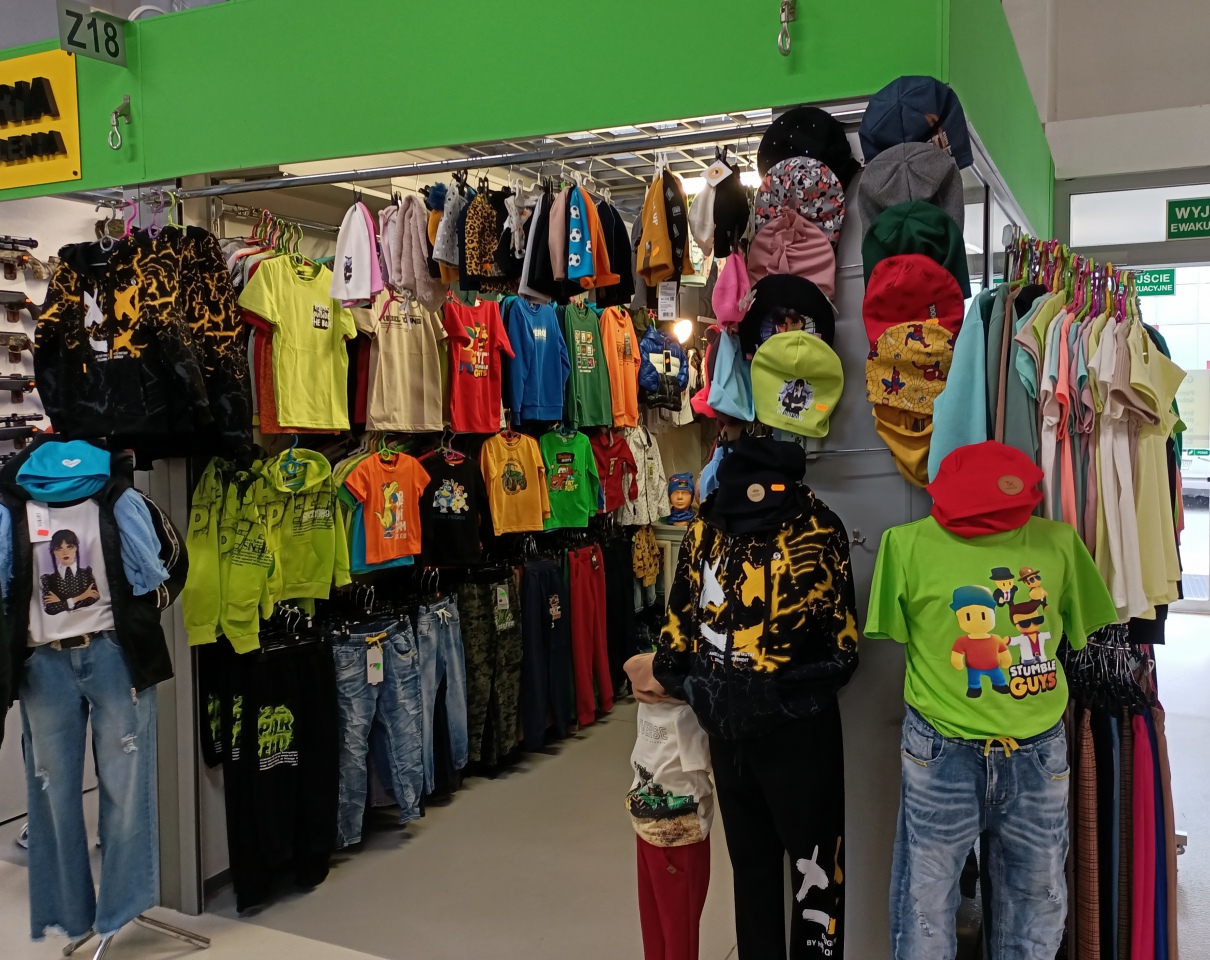 Hala Targowa Feniks w Ostrołęce [28.03.2023] - zdjęcie #8 - eOstroleka.pl