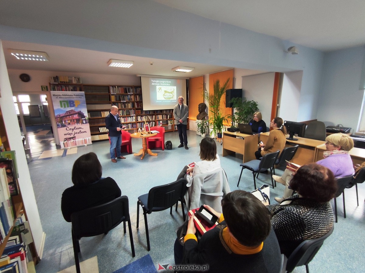 Spotkanie z Jerzym Woźniakiem w Ostrołęce [28.03.2023] - zdjęcie #7 - eOstroleka.pl