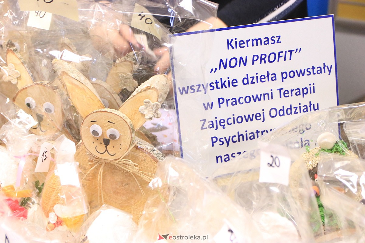 Kiermasz wielkanocny w ostrołęckim szpitalu [30.03.2023] - zdjęcie #12 - eOstroleka.pl
