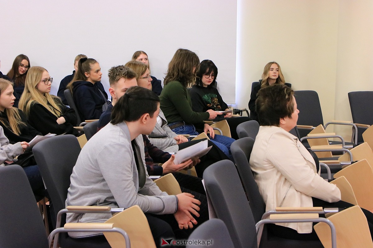 Konferencja “Moje zdanie ma znaczenie” [30.03.2023] - zdjęcie #11 - eOstroleka.pl